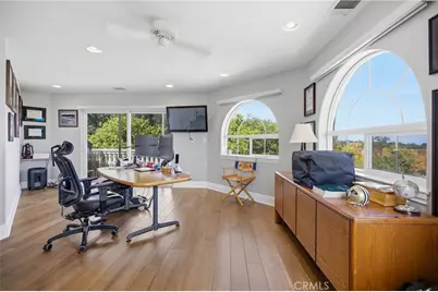 41653 Oak Trail Court, Murrieta, CA 92562 - Photo 32