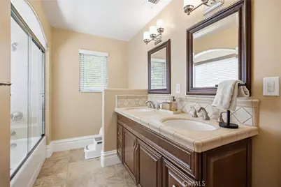 20855 Avenida Castilla, Murrieta, CA 92562 - Photo 38