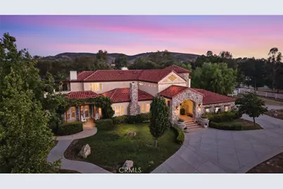 20855 Avenida Castilla, Murrieta, CA 92562 - Photo 2