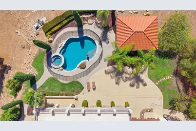 20855 Avenida Castilla, Murrieta, CA 92562 - Photo 8