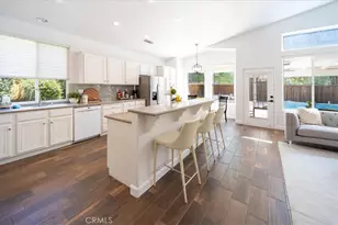 39687 Corte Gata, Murrieta, CA 92562 - Photo 10