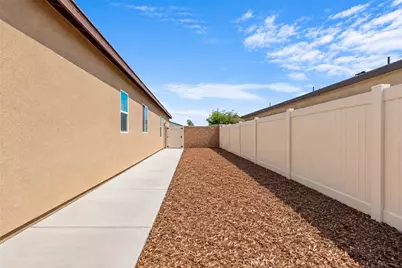 29081 Soffel, Winchester, CA 92596 - Photo 54