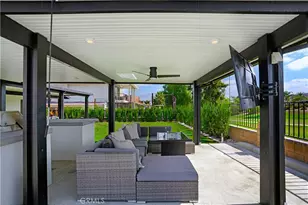 23189 Continental Dr, Canyon Lake, CA 92587 - Photo 32