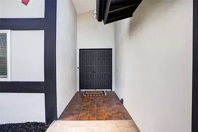 23189 Continental Drive, Canyon Lake, CA 92587 - Photo 6