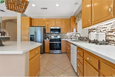 29530 Warmsprings, Menifee, CA 92584 - Photo 10
