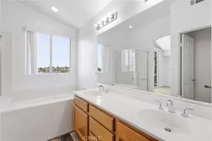 41851 Vardon Dr, Temecula, CA 92591 - Photo 18