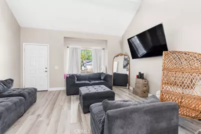 1146 Adel Court, Colton, CA 92324 - Photo 8