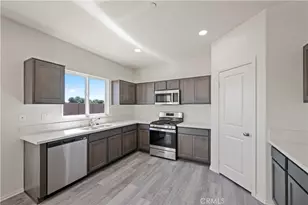 996 Kindig, Brawley, CA 92227 - Photo 6