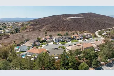 31538 Whitefield Court, Murrieta, CA 92563 - Photo 42
