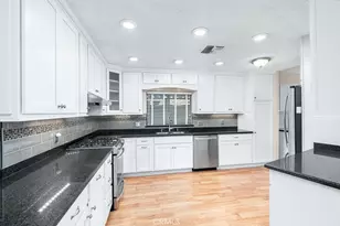 1300 W Menlo Ave, Hemet, CA 92543 - Photo 8