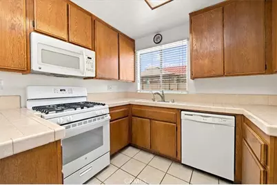 26132 Bluebell Street, Menifee, CA 92586 - Photo 10