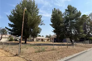 32964 Gough St, Winchester, CA 92596 - Photo 4
