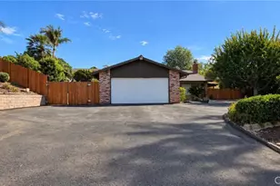 1192 Caren Rd, Vista, CA 92083 - Photo 1