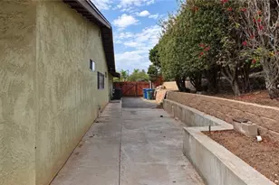 1192 Caren Rd, Vista, CA 92083 - Photo 10