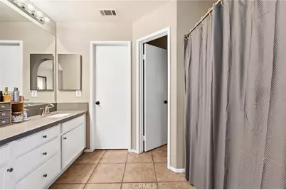 30299 Island Bay Lane, Murrieta, CA 92563 - Photo 20