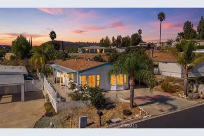 28698 Via Princesa, Murrieta, CA 92563 - Photo 2