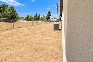 9243 Manteca, Hesperia, CA 92345 - Photo 4
