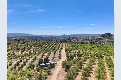 21055 Carancho Road, Temecula, CA 92590 - Photo 8
