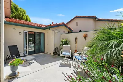 1080 Moon Shadow Court, Hemet, CA 92545 - Photo 6