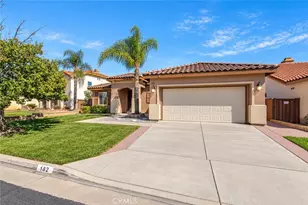 182 La Amistad, Hemet, CA 92545 - Photo 2