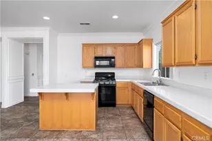 182 La Amistad, Hemet, CA 92545 - Photo 8