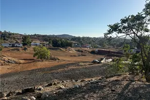 25205 Bundy Canyon, Menifee, CA 92584 - Photo 4