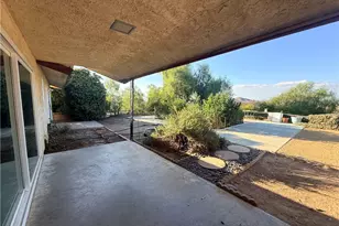 25205 Bundy Canyon, Menifee, CA 92584 - Photo 8