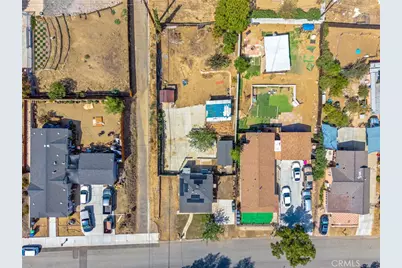 307 N Lowell, Lake Elsinore, CA 92530 - Photo 40