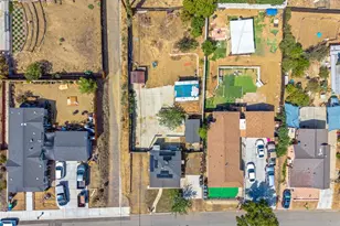 307 N Lowell, Lake Elsinore, CA 92530 - Photo 40
