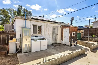 307 N Lowell, Lake Elsinore, CA 92530 - Photo 28