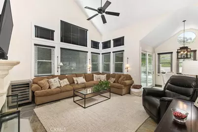 22499 Bear Creek Drive, Murrieta, CA 92562 - Photo 18