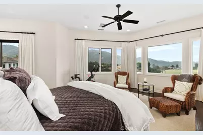 22499 Bear Creek Drive, Murrieta, CA 92562 - Photo 24