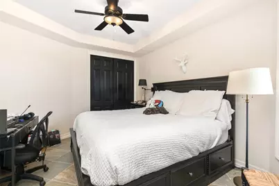 22499 Bear Creek Drive, Murrieta, CA 92562 - Photo 32