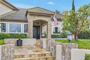 22499 Bear Creek Dr, Murrieta, CA 92562 - Photo 2