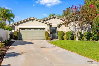30279 Ravenswood Circle, Murrieta, CA 92563 - Photo 2