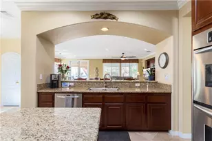 30279 Ravenswood Cir, Murrieta, CA 92563 - Photo 12