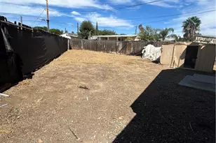 31090 Robertson, Homeland, CA 92548 - Photo 12