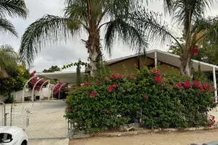 31090 Robertson, Homeland, CA 92548 - Photo 4