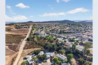 33515 Hidden Hollow, Wildomar, CA 92595 - Photo 40