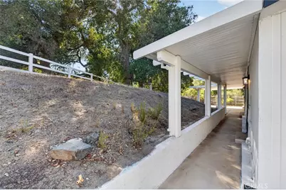 33515 Hidden Hollow, Wildomar, CA 92595 - Photo 32