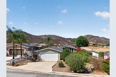 24388 Wagon Wheel, Wildomar, CA 92595 - Photo 2