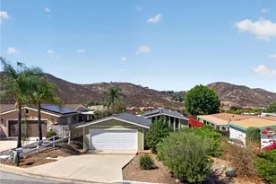 24388 Wagon Wheel, Wildomar, CA 92595 - Photo 2