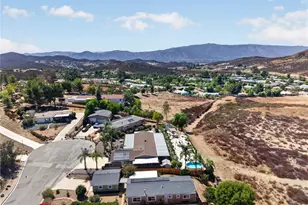 24388 Wagon Wheel, Wildomar, CA 92595 - Photo 34