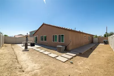 1400 Monument, Hemet, CA 92543 - Photo 30
