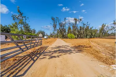 21640 Ellis Avenue, Perris, CA 92570 - Photo 12
