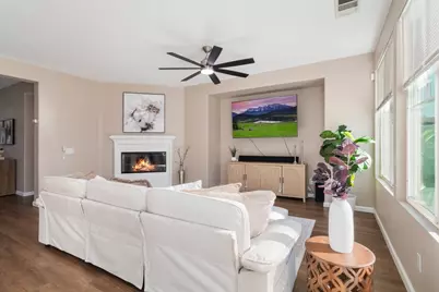 36935 Cordella Ln, Murrieta, CA 92563 - Photo 8