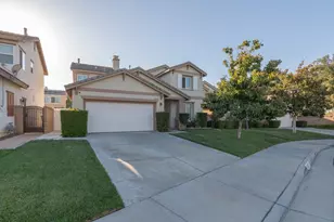 36935 Cordella Ln, Murrieta, CA 92563 - Photo 2