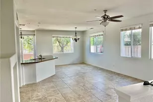 25192 Meadow Walk, Murrieta, CA 92562 - Photo 4
