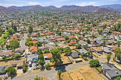 44 Vista Way, Menifee, CA 92586 - Photo 2