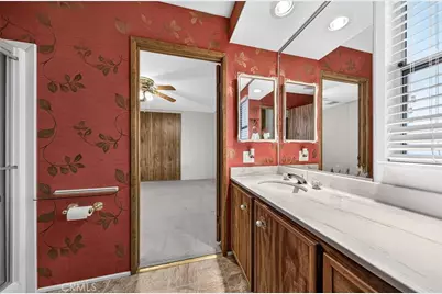 1525 W Oakland Avenue #106, Hemet, CA 92543 - Photo 14